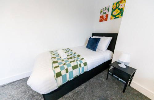 Spacious 2Bed - Great for Contractors - Driveway&Garden - Foto 54