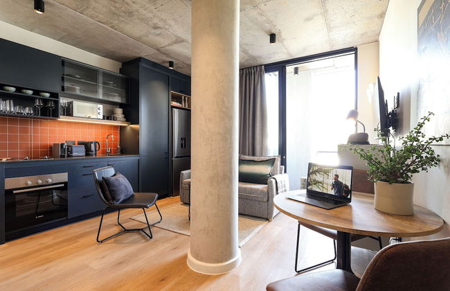 THREE43 on B - Fluent Serviced Apartments - Foto 34