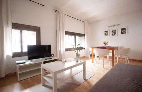 Apartamento zona Sagrada Familia - Foto 2