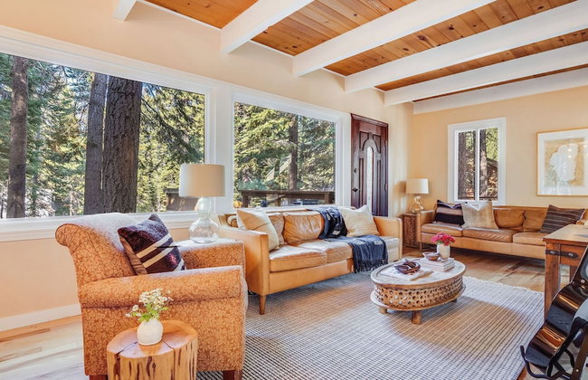 Hot Tub, Sauna, Game Room Modern 5bdr Family Cabin Homewood by Avantstay - Foto 37