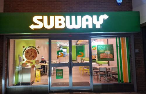 NightRest Homes 5 minutes to Luton Airport -Wifi - Free Parking -Luton - Foto 49