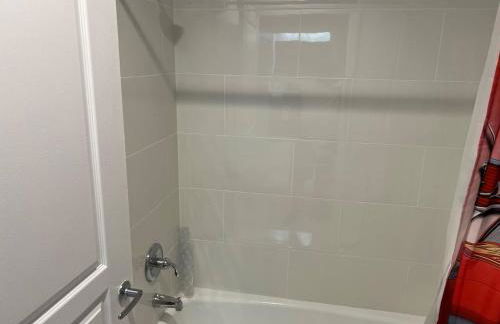 Free Shuttle 2 Queen Disney Area - Foto 76