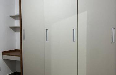 Ed Catarina c ar condicionado e garagem privativa - Foto 6