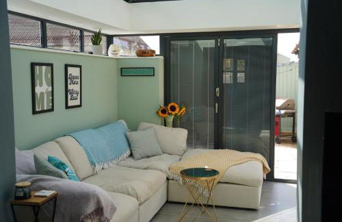 Atworth Haven: 4-Bed Home with Garden - Foto 10