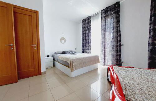 House with a tropical garden - Foto 36