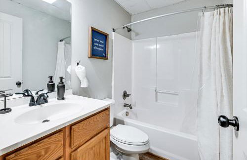 Scenic Getaway with Deck 7 Mi to Mammoth Cave Park! - Foto 26