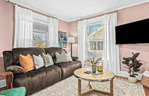 Eclectic Bungalow in the Heart of Royal Oak - Foto 30