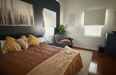 Charming 2-Bedroom 1 Bath Near Everything - Foto 25