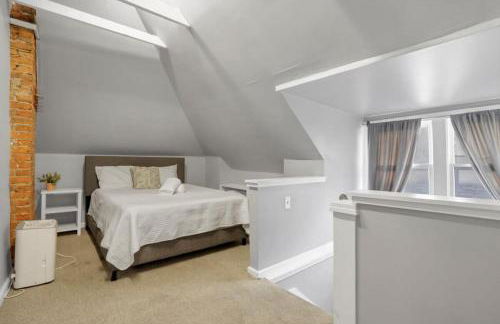 Housepitality - Harrison Mansion - Great Location - Photo 31