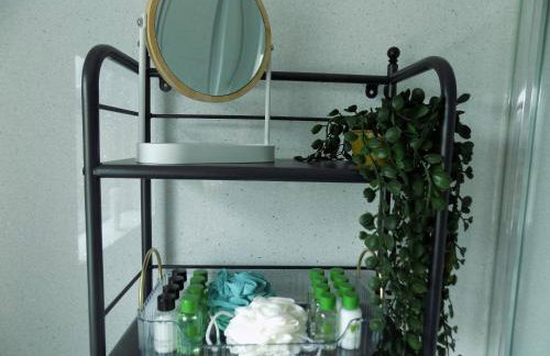 Cathedral View Apartment Derry - Photo 29