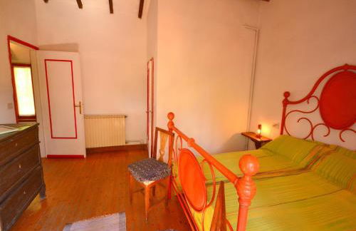 Holiday Home with Garden and shared pool - Foto 24