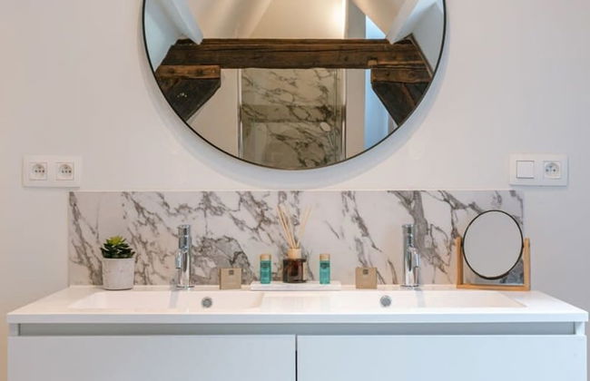 Modern Apartment on top Location in Antwerp - Photo 17