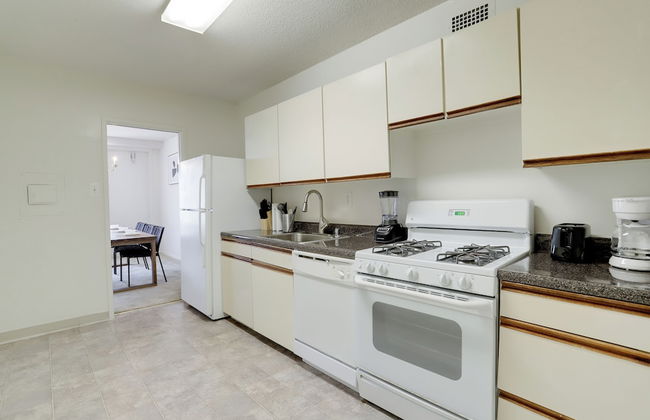 Prime Crystal City Apartments - Photo 49