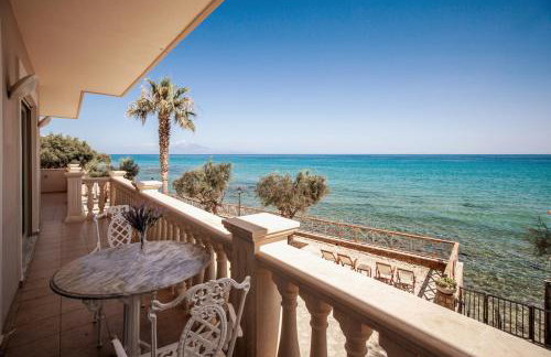 Luxury Beachfront Villa Margarita with Private Beach, Pool & Jacuzzi in Zakynthos - Foto 9