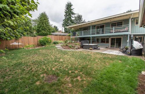 Basement Apartment w/ Hot Tub & Bombshelter! - Foto 20