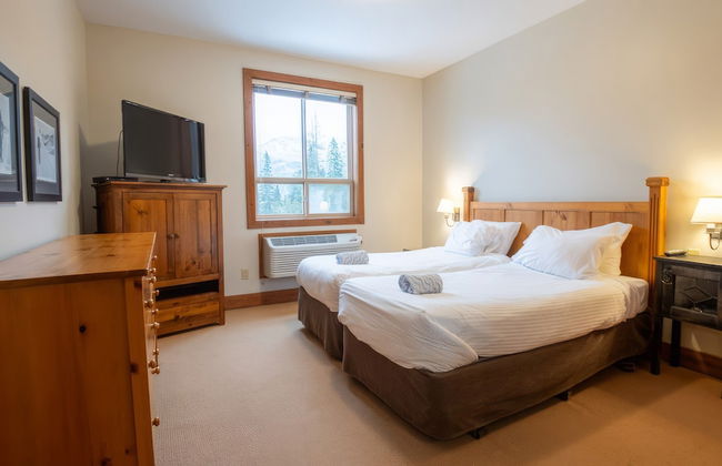 Timberline Lodges by Fernie Lodging Co - Photo 45