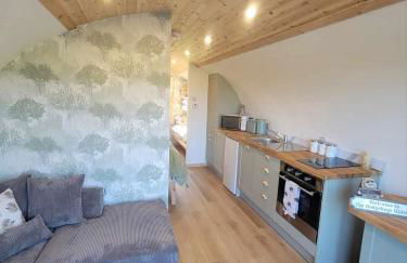 The Galloway Steading -The Hedgehog's Hideout family cabin with Hot Tub and Fire Pit - Foto 23