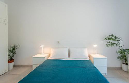 Villa Sortis and boat - Photo 13