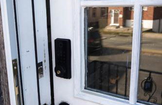 Lincoln Manor - Newly Renovated, 1mile from PHL Airport and Sports Stadiums - Foto 11