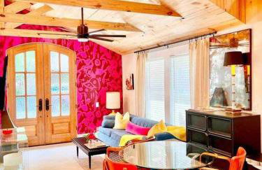 SweetSuiteCullman-couples retreat tiny home dwntwn - Foto 30