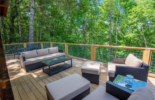 Blue Ridge Mountain Log Cabin - Views - Fireplace - River Access! - Photo 3