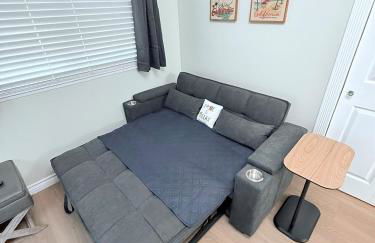 Private 1BR 1BA Suite, Kitchen, Fireplace, Parking - Foto 34