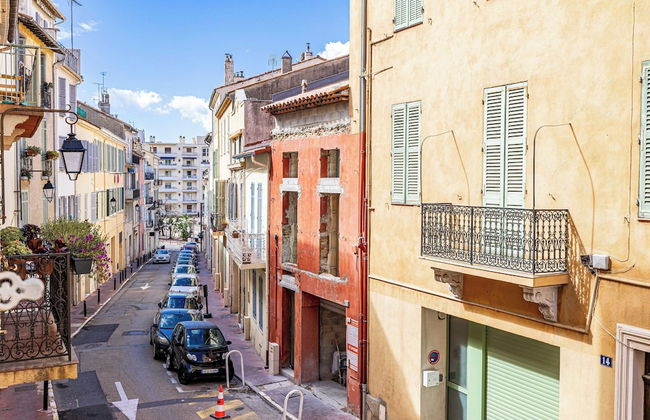 Beautiful T2 in the Heart of Suquet - 5min Beach - Foto 11