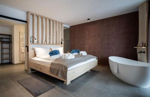 Forstgut - Premium Waldchalets und Lodge Suiten - Photo 30