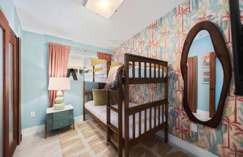 Desert Glow Getaway - Pool - Lounging - Backyard Games - Foto 18