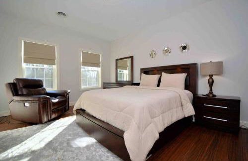 9 Bedroom Saratoga Retreat, In-Ground Heated Pool, HotTub, Firepit, Gourmet Kitchen, Private Office - Foto 59