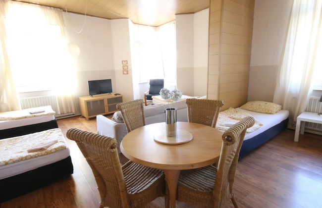 a-domo Apartments Oberhausen - Budget Apartments & Flats - short & longterm - single & grouptravel - Photo 1