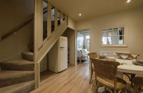 Beautiful Chester Cottage - Photo 26