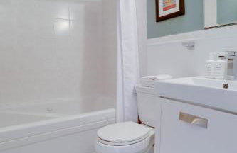 Sojourn Only 8 Blocks to Capitol and Private Patios - Foto 29