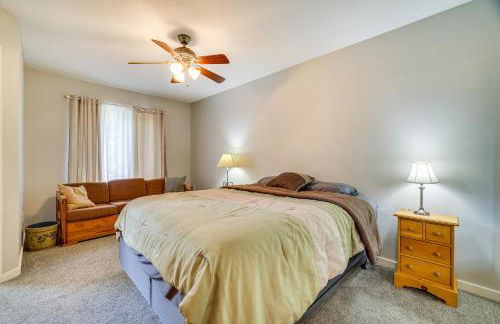 Near Big Boulder Mtn! Home with Fireplace and Games - Foto 9