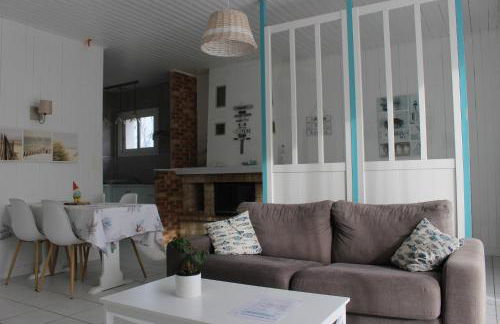 GITE AVEC SPA ENTRE FORET ET PLAGE - Ambiance Bord de Mer - Foto 4