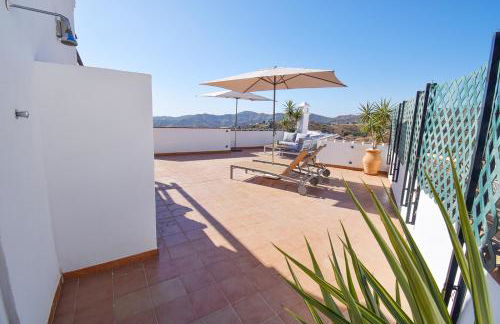 Penthouse 17A, Frigiliana 2 bedroom, Pool, Large Terrace and Amazing views in the center of Frigiliana HansOnHoliday Rentals - Photo 15