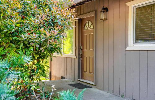 Furnished Deck and Fire Pit Sherwood Forest Cabin - Foto 25