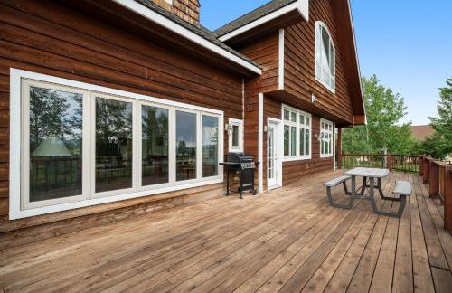 Fun with Family! Mtn-View Gem with Deck in Driggs - Foto 46