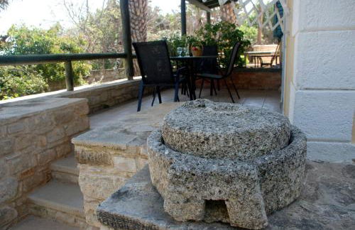 Eleni Apts - Foto 35