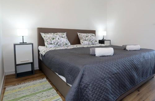 Apolo Apartments - Pool & Garden Retreat - Foto 45