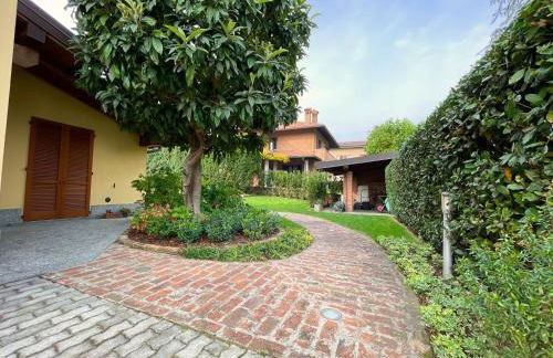 Entire accommodation with private garden near Milan and Lake Como - Free parking - Family friendly - Foto 9