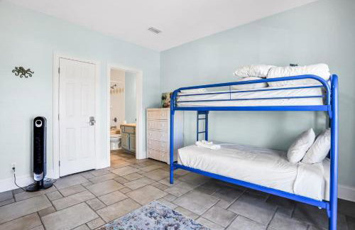 Beachfront home with pool elevator dog-friendly - Foto 21