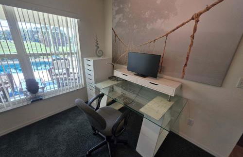 On the Course with a Pool - Foto 13