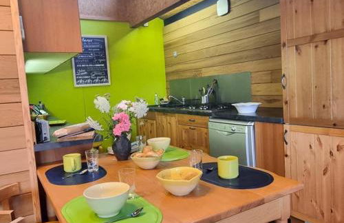 Gîte de charme avec jardin et terrasse privative à Montbrison - FR-1-496-329 - Foto 6