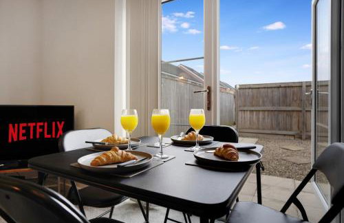 New! Charming 2-bed Home in Nevis Walk, Sleeps 4! - Foto 29