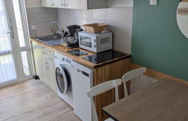 Charmant logement Guidel Plage, vue mer, piscine chauffée, avec une chambre - Foto 3