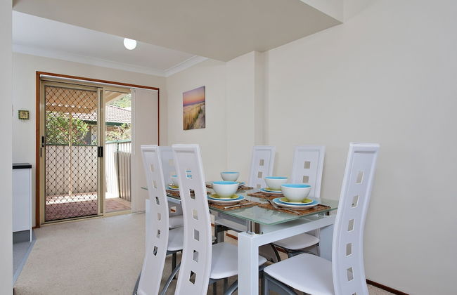 Beachcomber at Fingal Bay - Photo 1