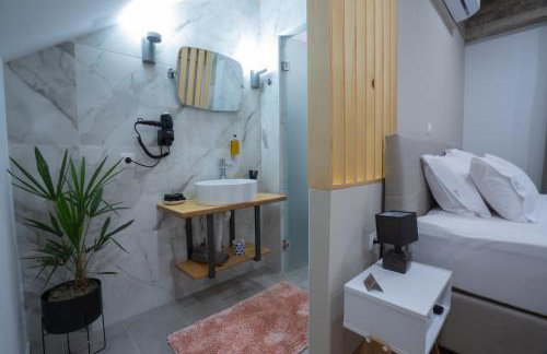 THE ROOMS - Photo 41