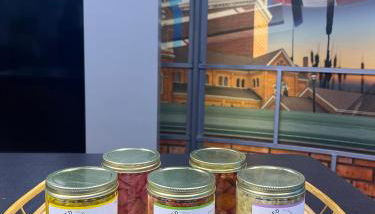 Bird's Nest - Above Bakery Cozy Studio, Perfect for Couples! - Foto 2