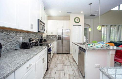 Luxury 5Bd w Jacuzzi Pool Near Disney 5528 - Foto 28